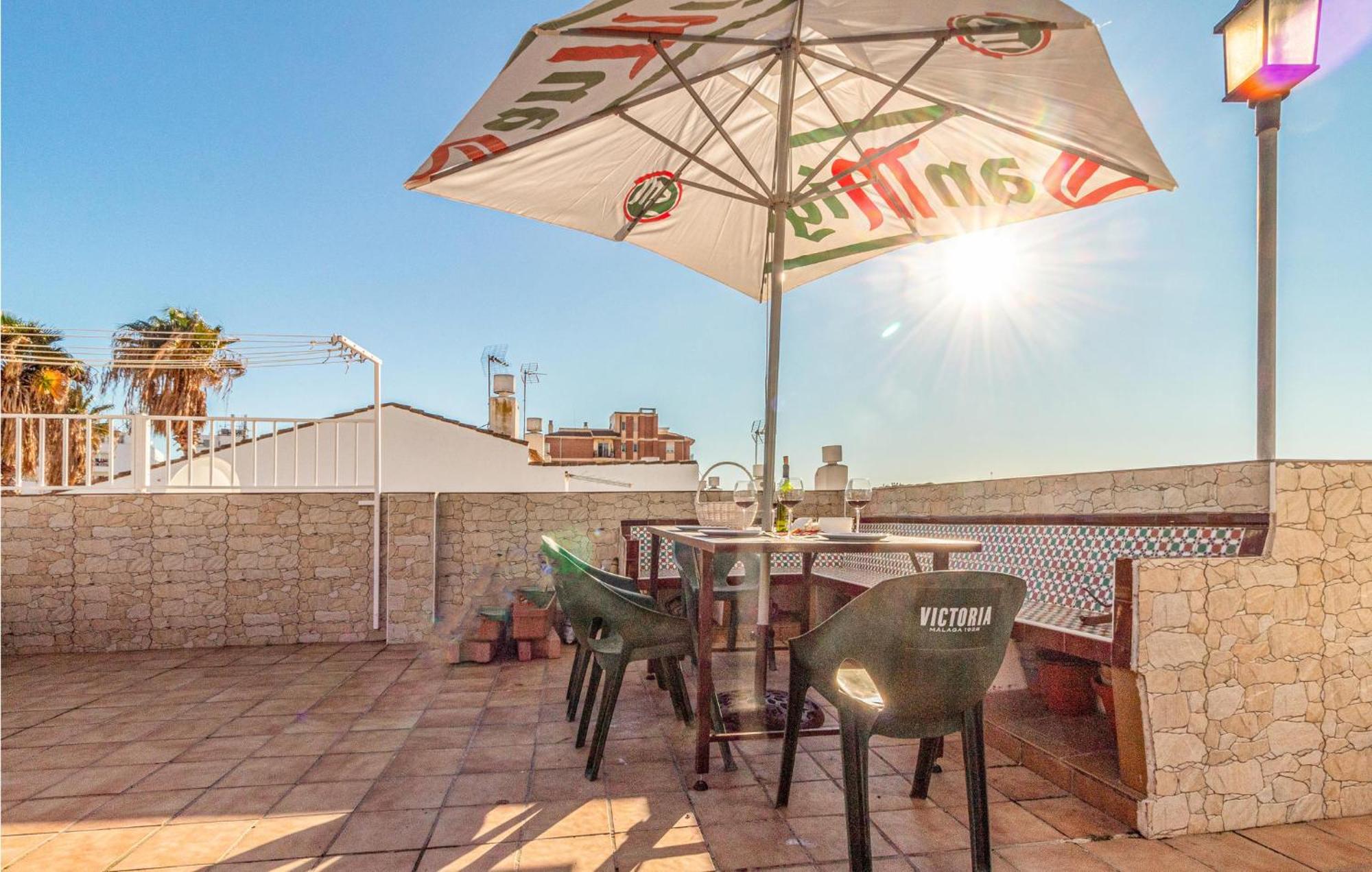 Stunning Home In Mlaga With 2 Bedrooms And Wifi Malaga Exterior photo
